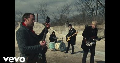 Kings Of Leon - Stormy Weather