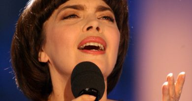 Mireille Mathieu - La première étoile