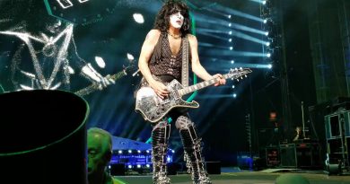 Kiss - Cold Gin