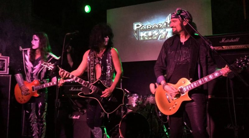 Kiss - Parasite