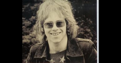 Elton John - Country Comfort