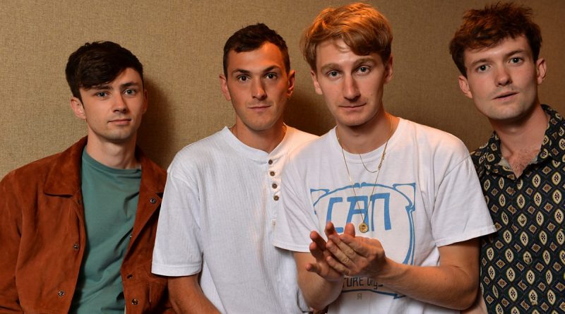 Glass Animals - Hazey