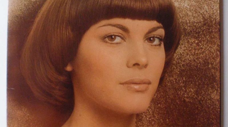 Mireille Mathieu - Siempre Amor Remasterizado
