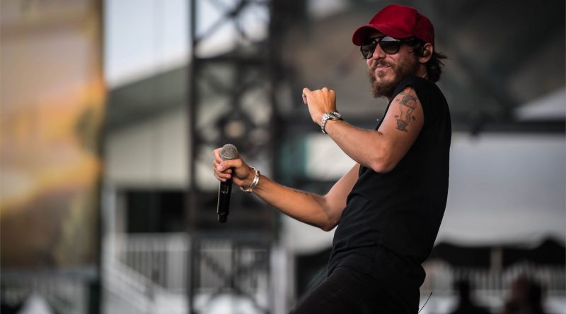 Chris Janson