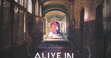 Alive In Barcelona - Life for Love