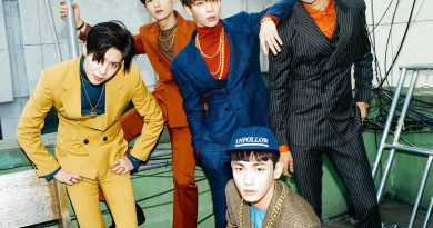 SHINee - Breaking News