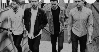 Raglans - (Lady) Roll Back the Years