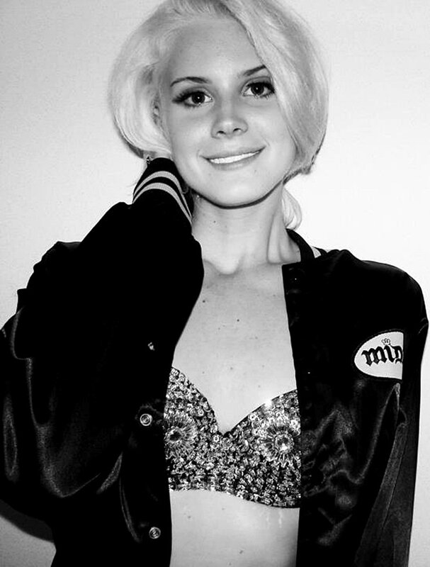 Lizzy Grant - GrammaLizzy Grant - Gramma