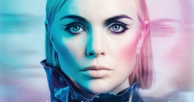 Emika - Serious Trouble