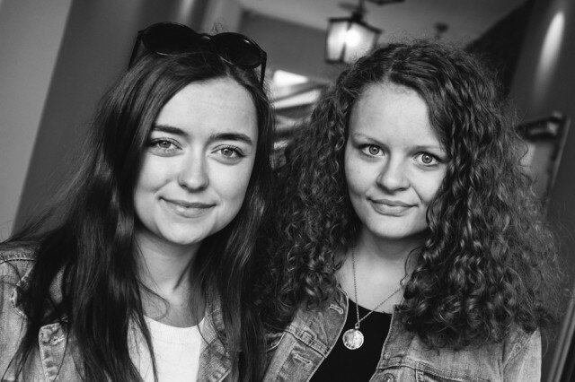 Elsa & Emilie - Everybody Knows