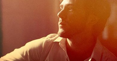 Jack Savoretti - Too Much History