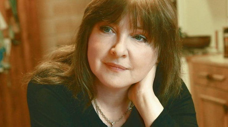 Екатерина Семенова - Я бы сбежала с цирком