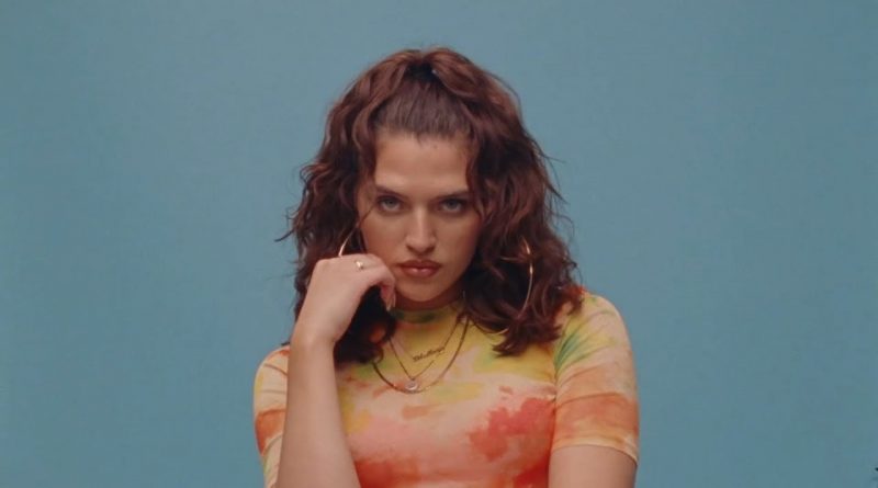 Mae Muller - Maybe