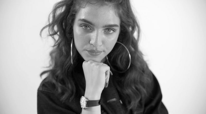 Mae Muller - Drama