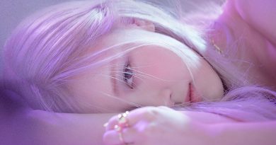 ROSÉ - On The Ground