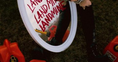 FINNEAS - Landmine