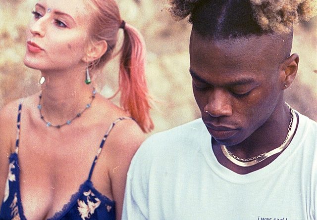 tobi lou, Mia Gladstone - Notice Me
