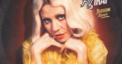 MARINA - Venus Fly Trap
