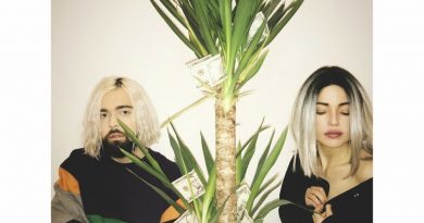 Flora Cash - 18 Dollars