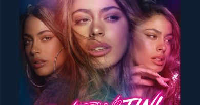 TINI, Greeicy - 22