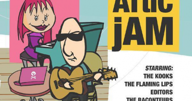 The Fratellis feat. Pete Townshend - Got Ma Nuts From A Hippie