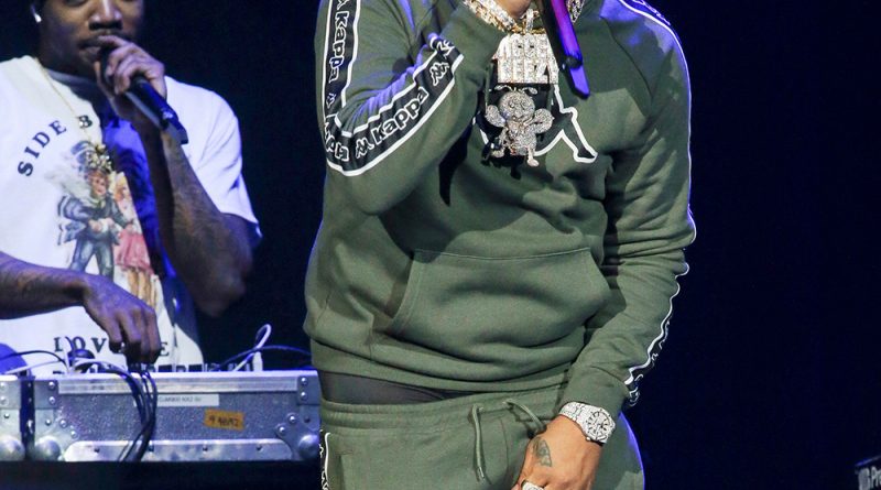 Yella Beezy - Kicks Lots Of Flava
