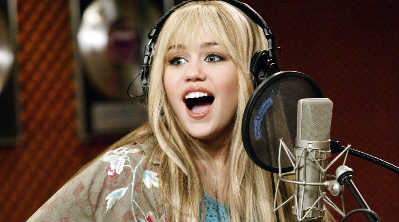 Miley Cyrus, Billy Ray Cyrus - Butterfly Fly Away