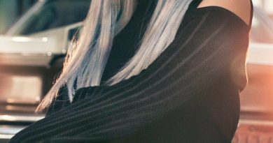 CL - The Baddest Female