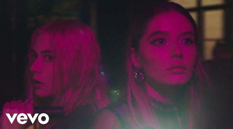 Bahari - Waking Up The Neighbors