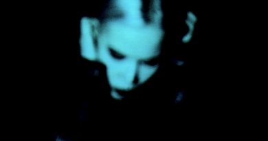 Alice Glass - Sleep It Off
