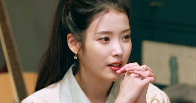 IU - Taking a traing