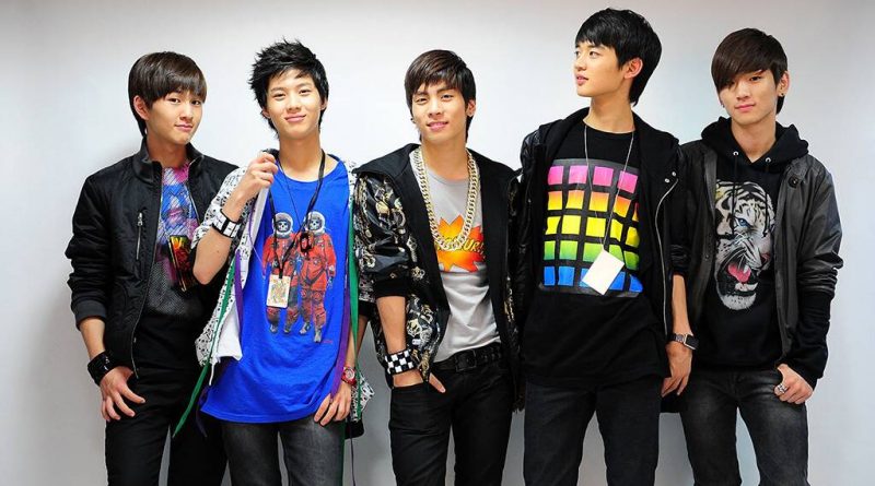 SHINee - Real