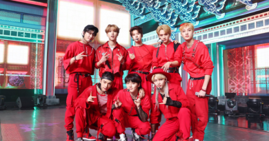 Stray Kids - Thunderous