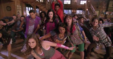 Demi Lovato - Can't Back Down