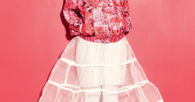 Lee Hi - Turn It Up