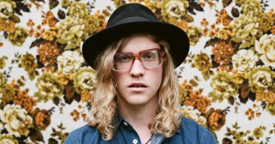 Allen Stone - Perfect World
