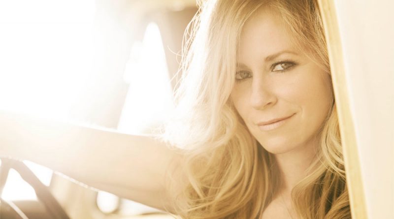 Deana Carter - We Danced Anyway