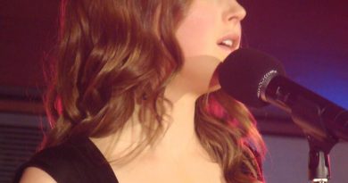 Hayley Westenra, The Pavao Quartet — The Christmas Song (Chestnuts Roasting On An Open Fire)