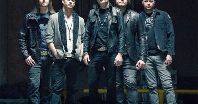 Hinder - I Need Another Drink