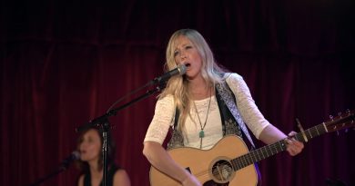 Ellie Holcomb - Living Water