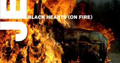 Jet - Black Hearts (On Fire)