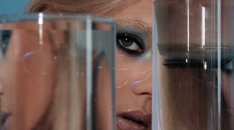 Tanya Tekis - страна глухих