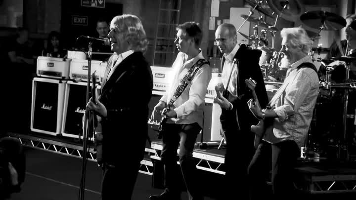 Status Quo - Let's Rock