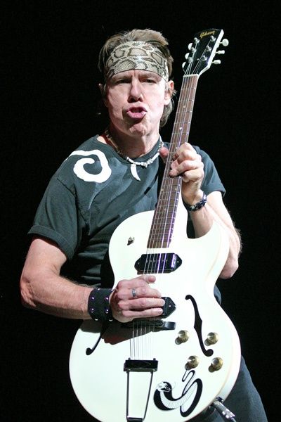 George Thorogood - Blue Highway