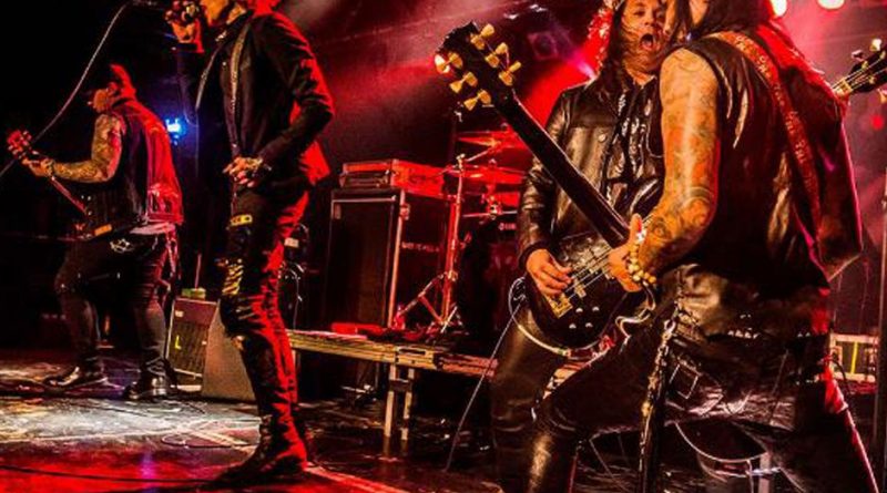 Buckcherry - Fist Fuck