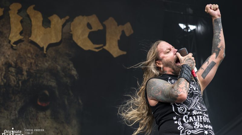 Devildriver - The Man Comes Around