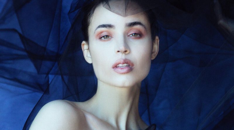 Sofia Carson - LOUD