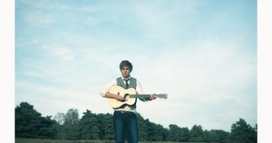 Charlie Simpson, Danton Supple - Hold On