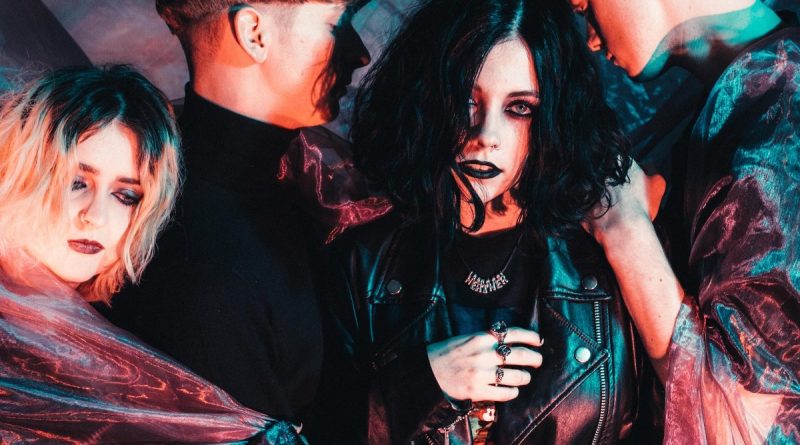 Pale Waves - Came in Close