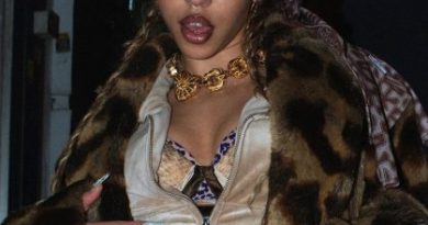 FKA twigs, jorja smith, unknown t - darjeeling